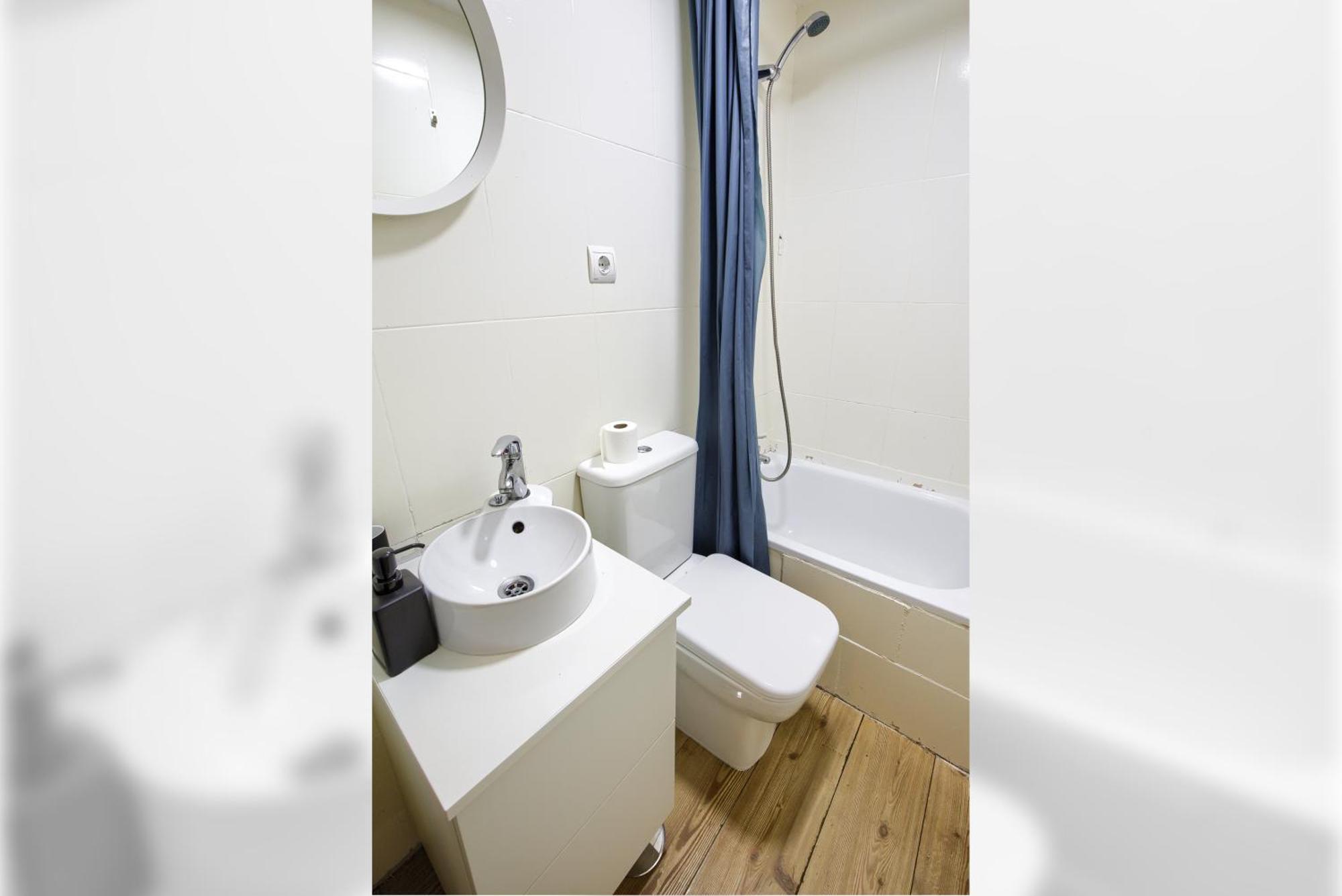 Intimo Estudio En Madrid, Centro, 2Pax, Wifi & Tv Buitenkant foto