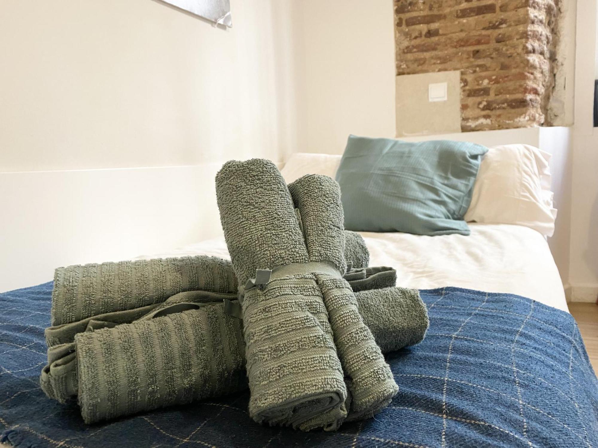 Intimo Estudio En Madrid, Centro, 2Pax, Wifi & Tv Buitenkant foto